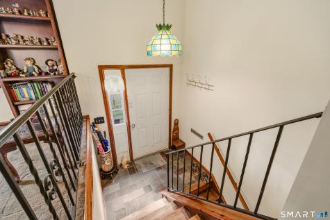 13 Ken Oaks Drive Danbury CT 06810