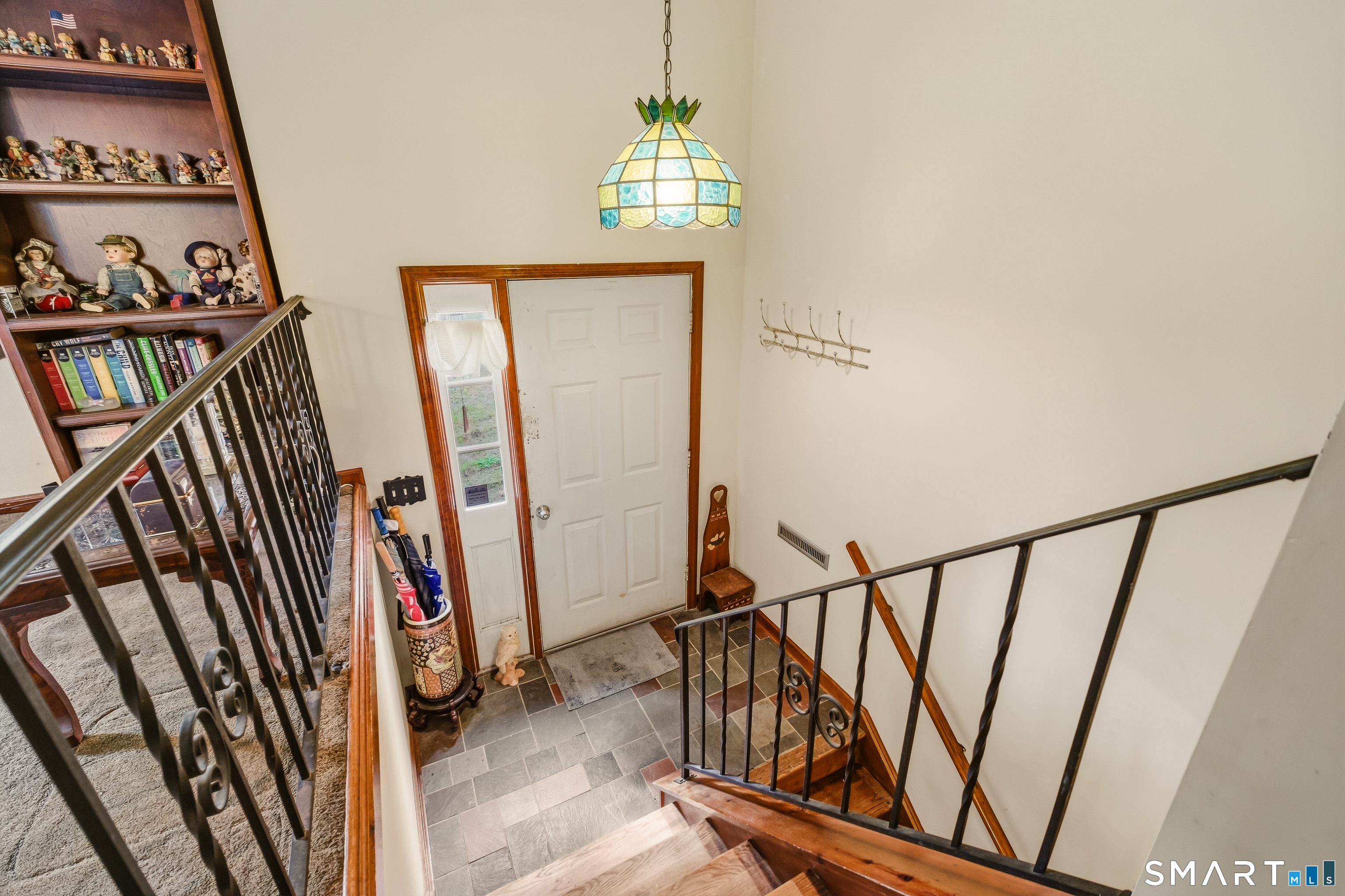 13 Ken Oaks Drive Danbury CT 06810