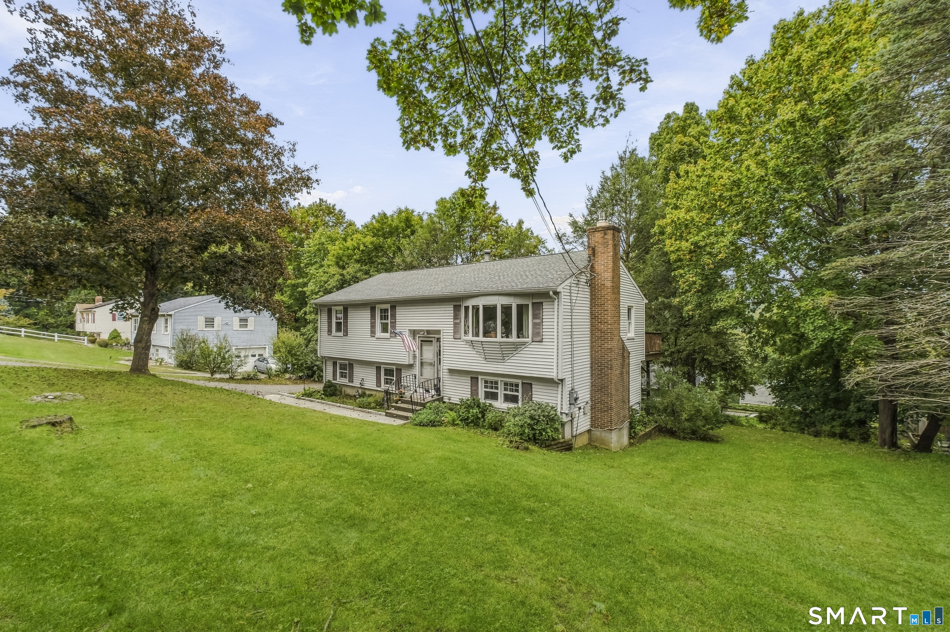 13 Ken Oaks Drive Danbury CT 06810