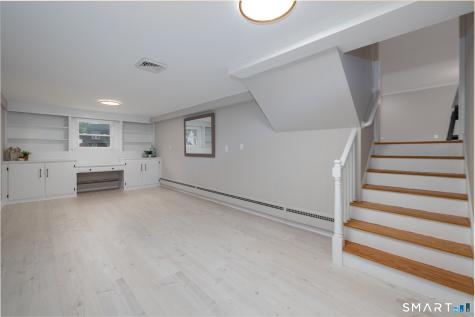 47 Flagg Road West Hartford CT 06117