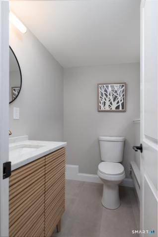47 Flagg Road West Hartford CT 06117