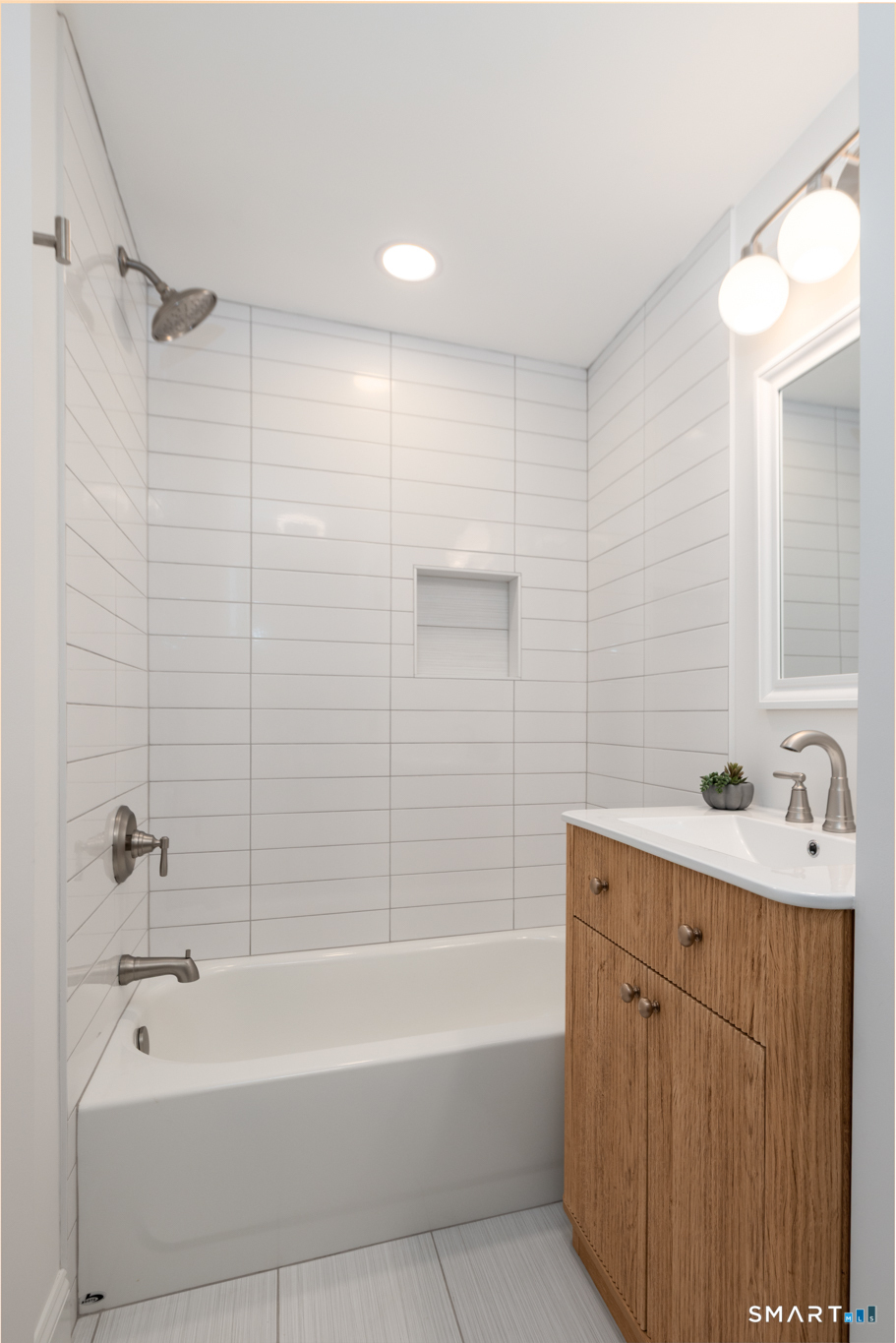 47 Flagg Road West Hartford CT 06117