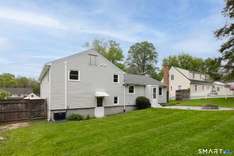47 Flagg Road West Hartford CT 06117