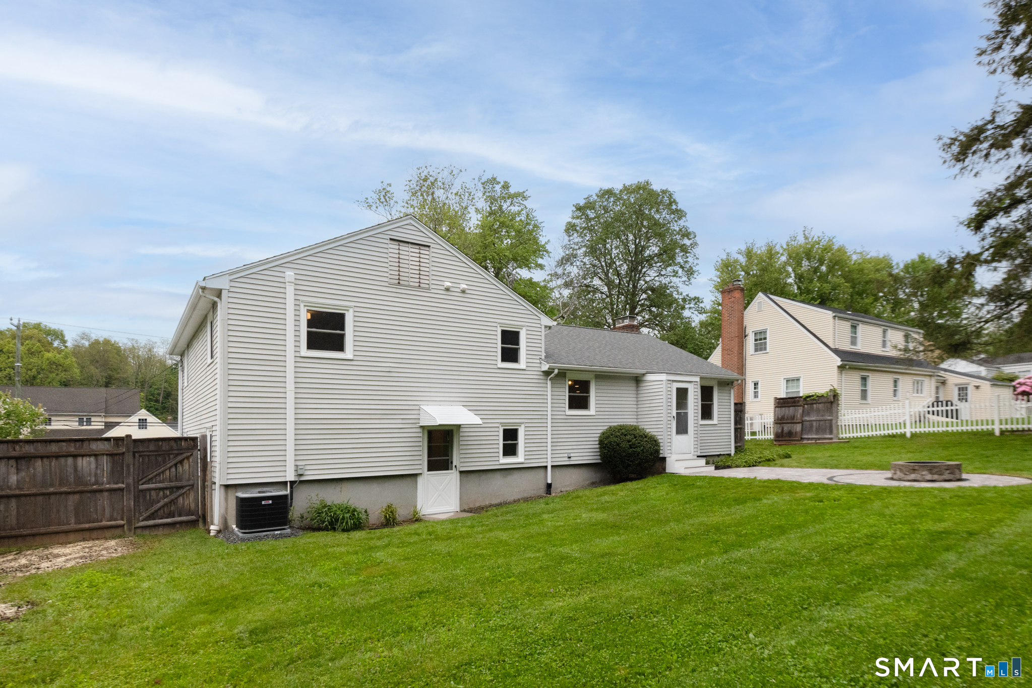 47 Flagg Road West Hartford CT 06117
