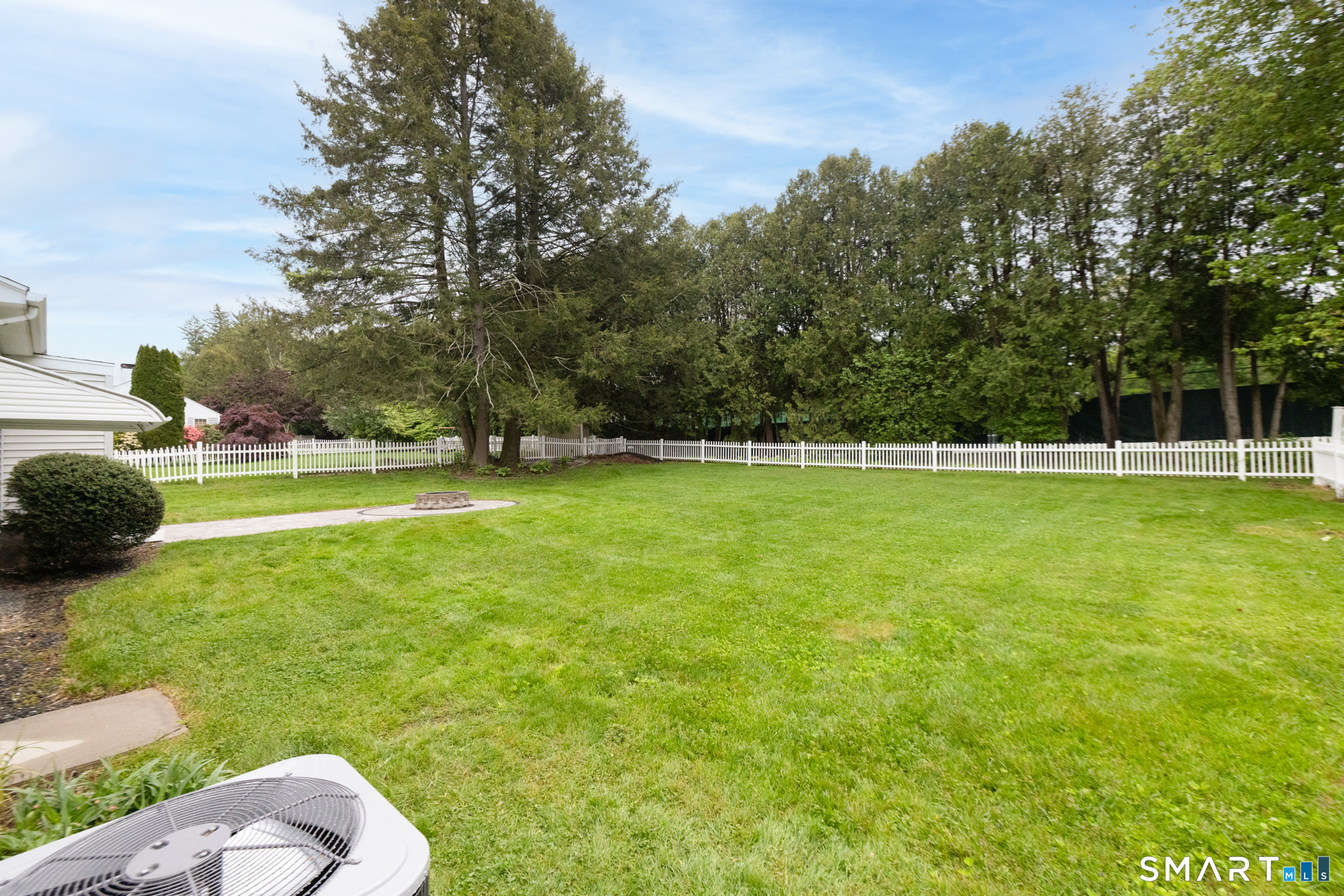 47 Flagg Road West Hartford CT 06117