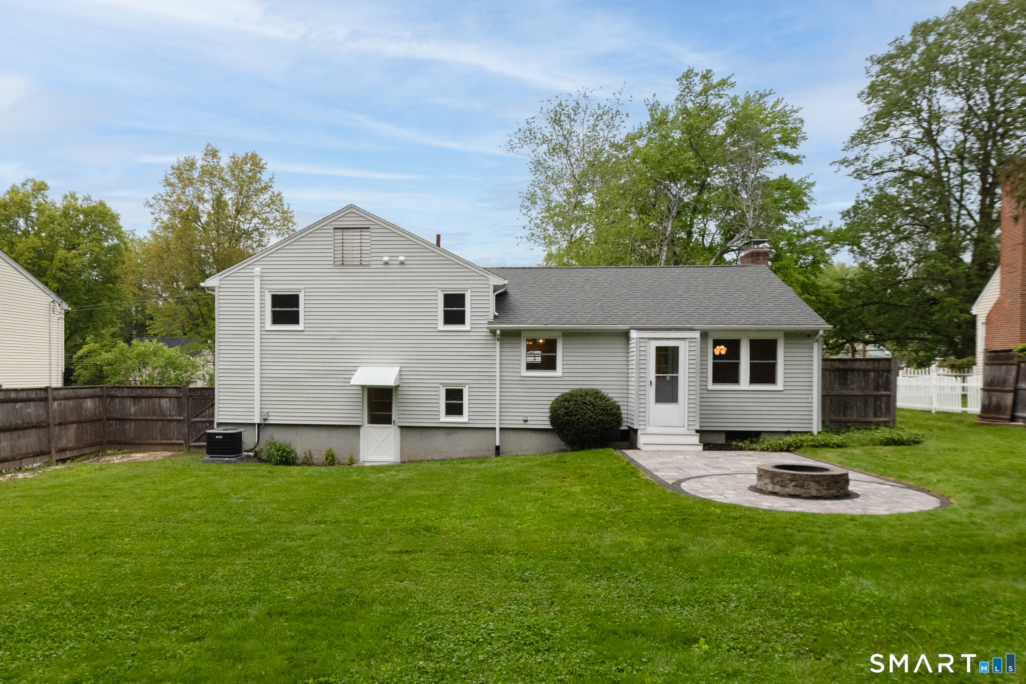 47 Flagg Road West Hartford CT 06117