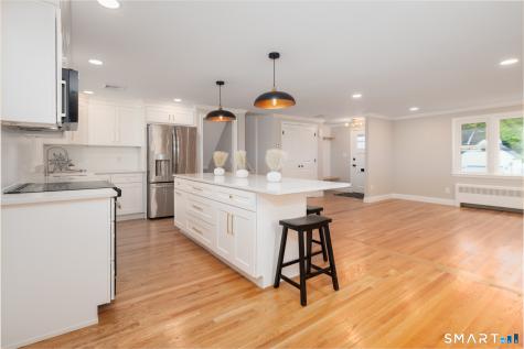 47 Flagg Road West Hartford CT 06117