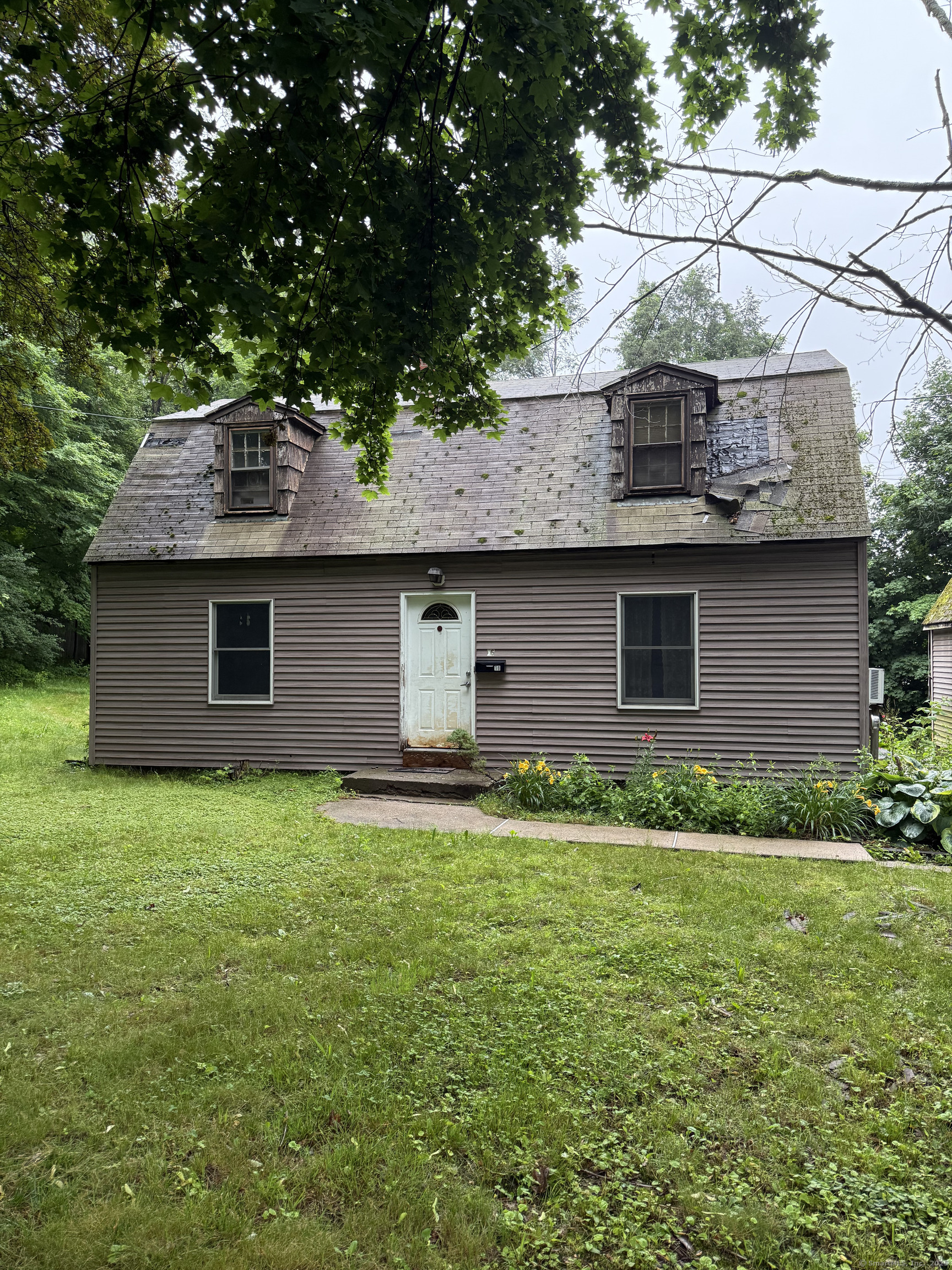 16 Deepwood Drive Cheshire CT 06410