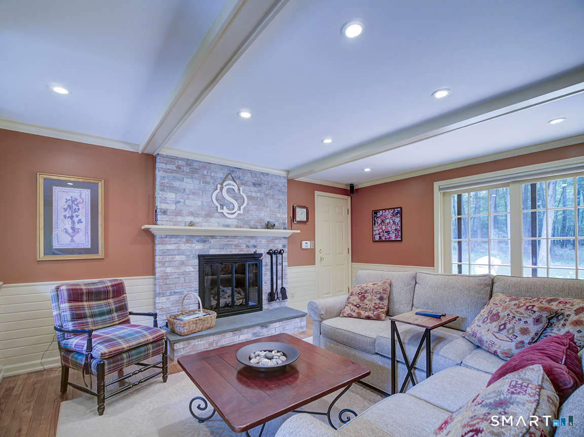 19 East Ridge Court Cheshire CT 06410