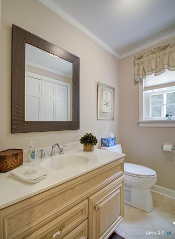 19 East Ridge Court Cheshire CT 06410