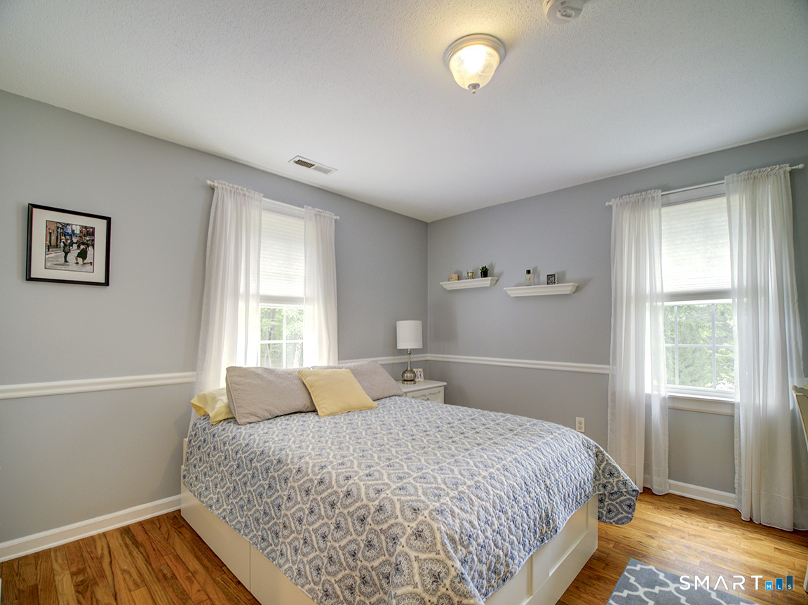 19 East Ridge Court Cheshire CT 06410
