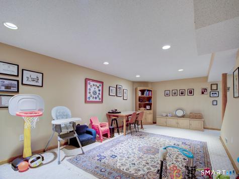 19 East Ridge Court Cheshire CT 06410