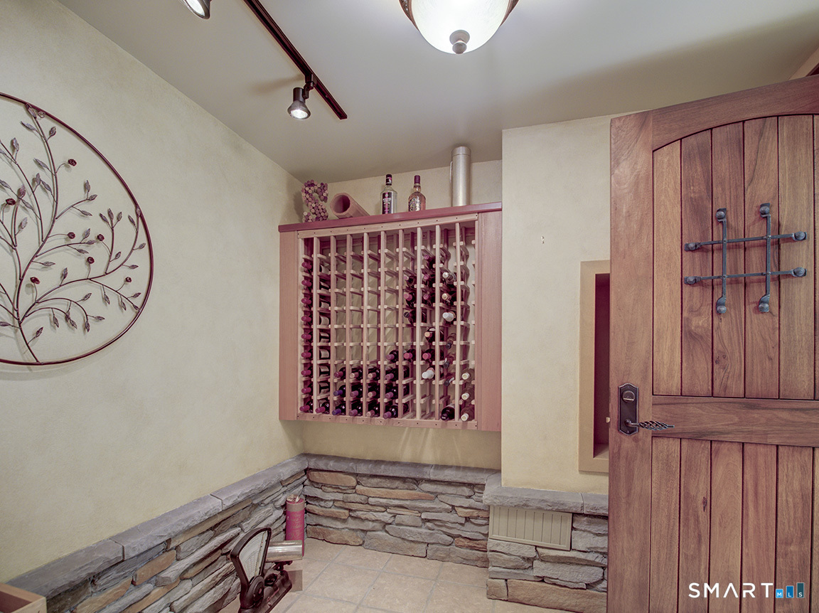 19 East Ridge Court Cheshire CT 06410
