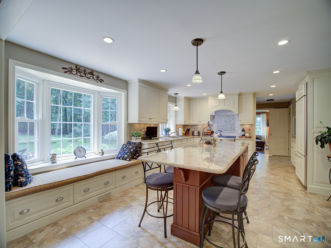 19 East Ridge Court Cheshire CT 06410