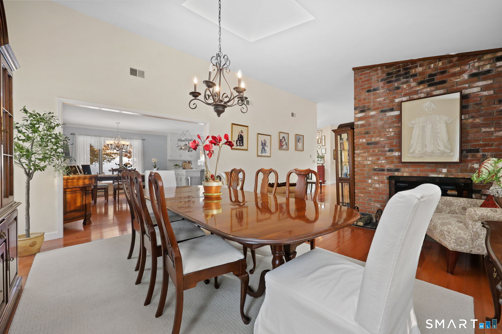 15 Glenarden Road Trumbull CT 06611