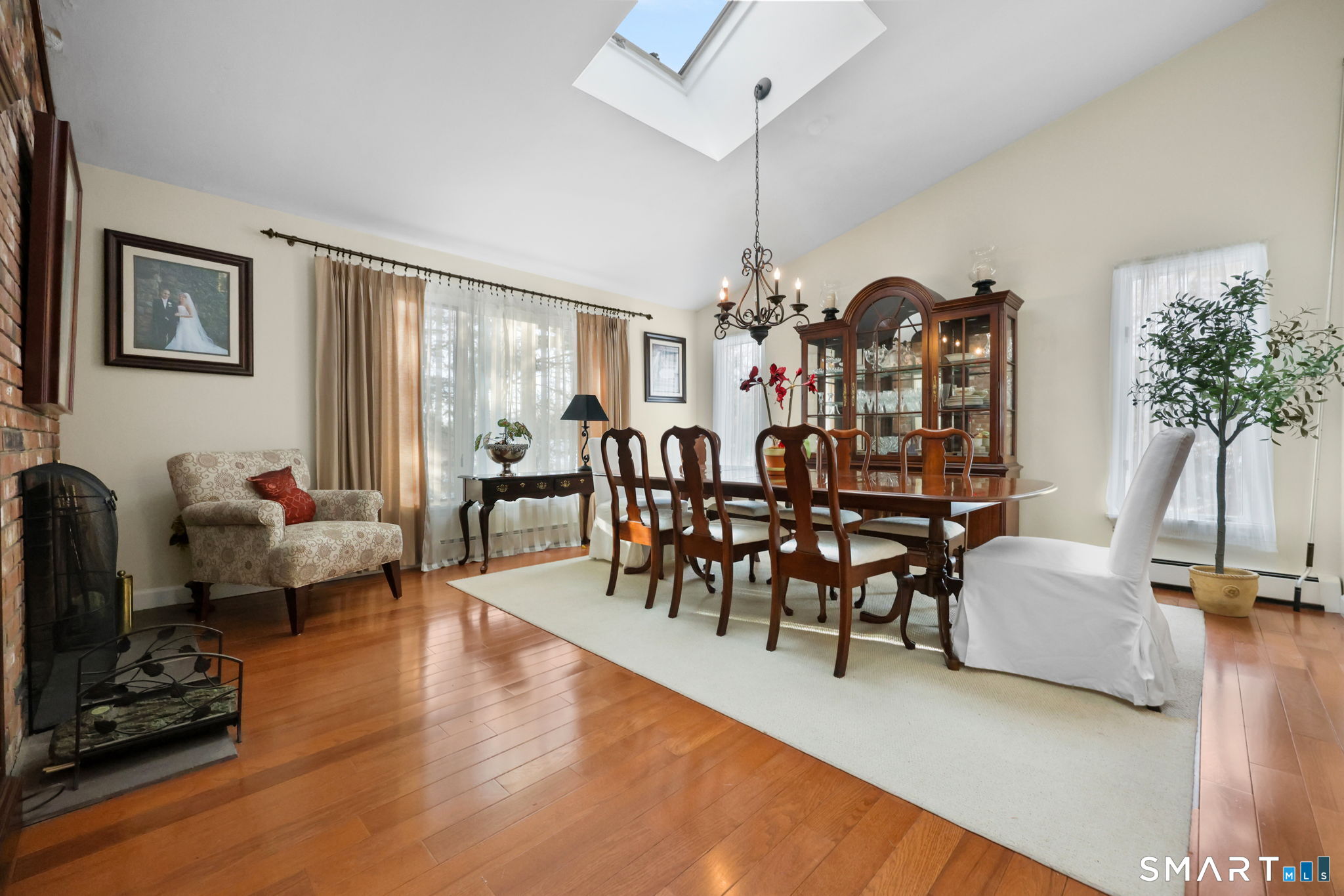 15 Glenarden Road Trumbull CT 06611