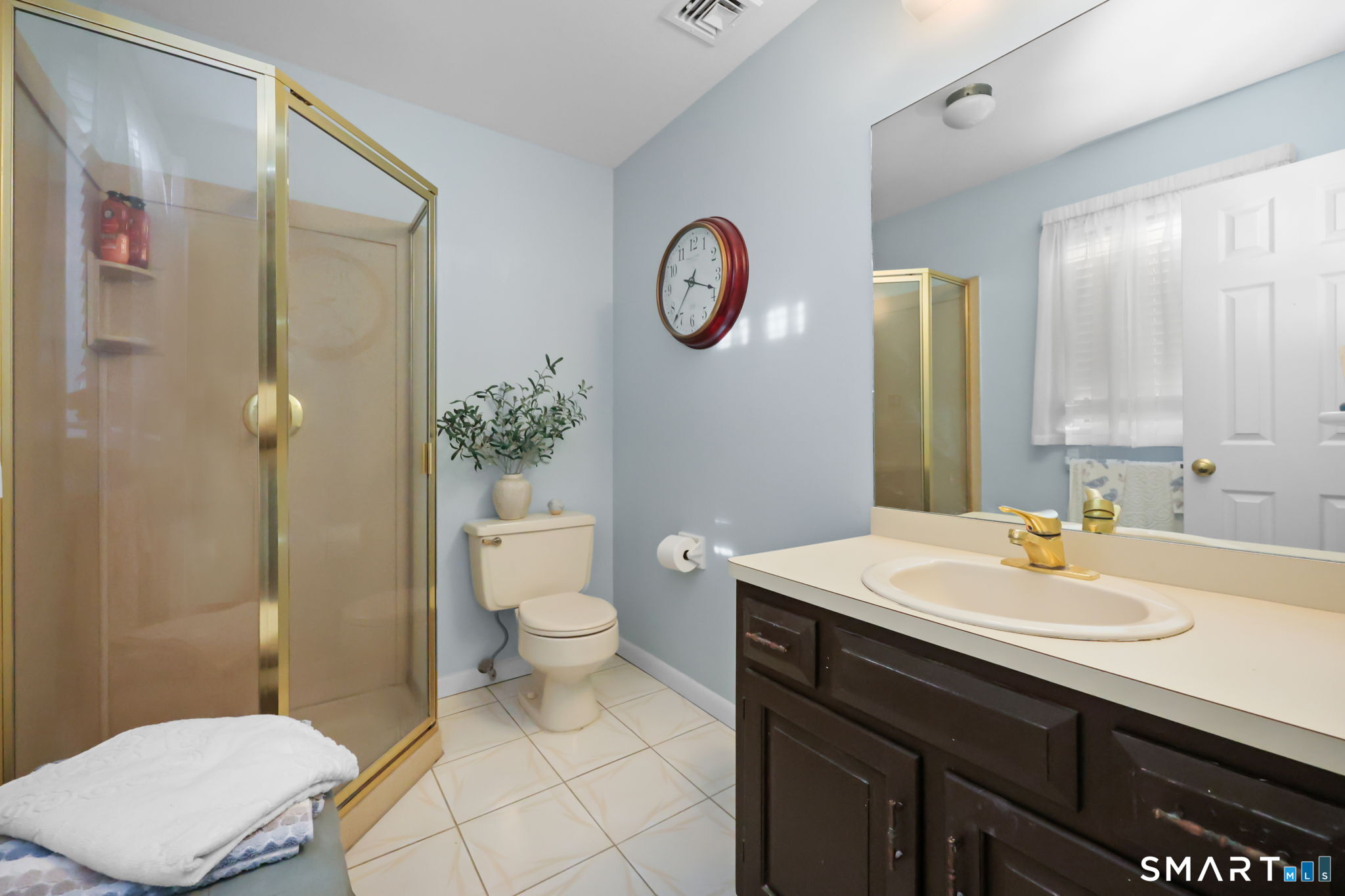 15 Glenarden Road Trumbull CT 06611