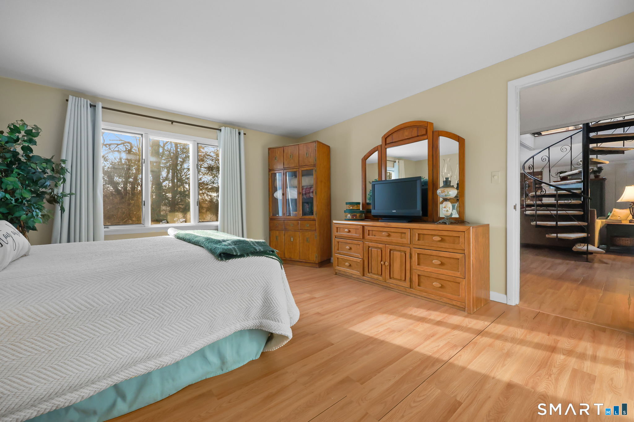 15 Glenarden Road Trumbull CT 06611
