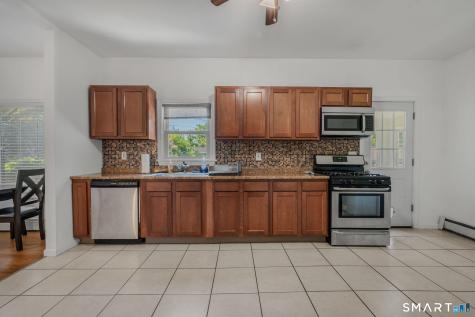 136 North Street Norwich CT 06360