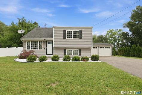 24 Annette Place Middletown CT 06457