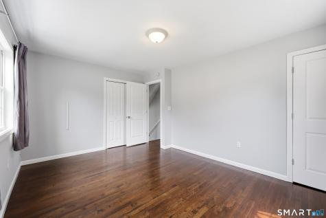 24 Annette Place Middletown CT 06457
