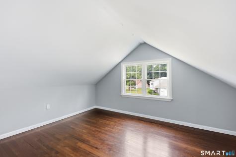 24 Annette Place Middletown CT 06457