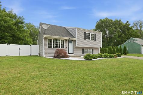 24 Annette Place Middletown CT 06457