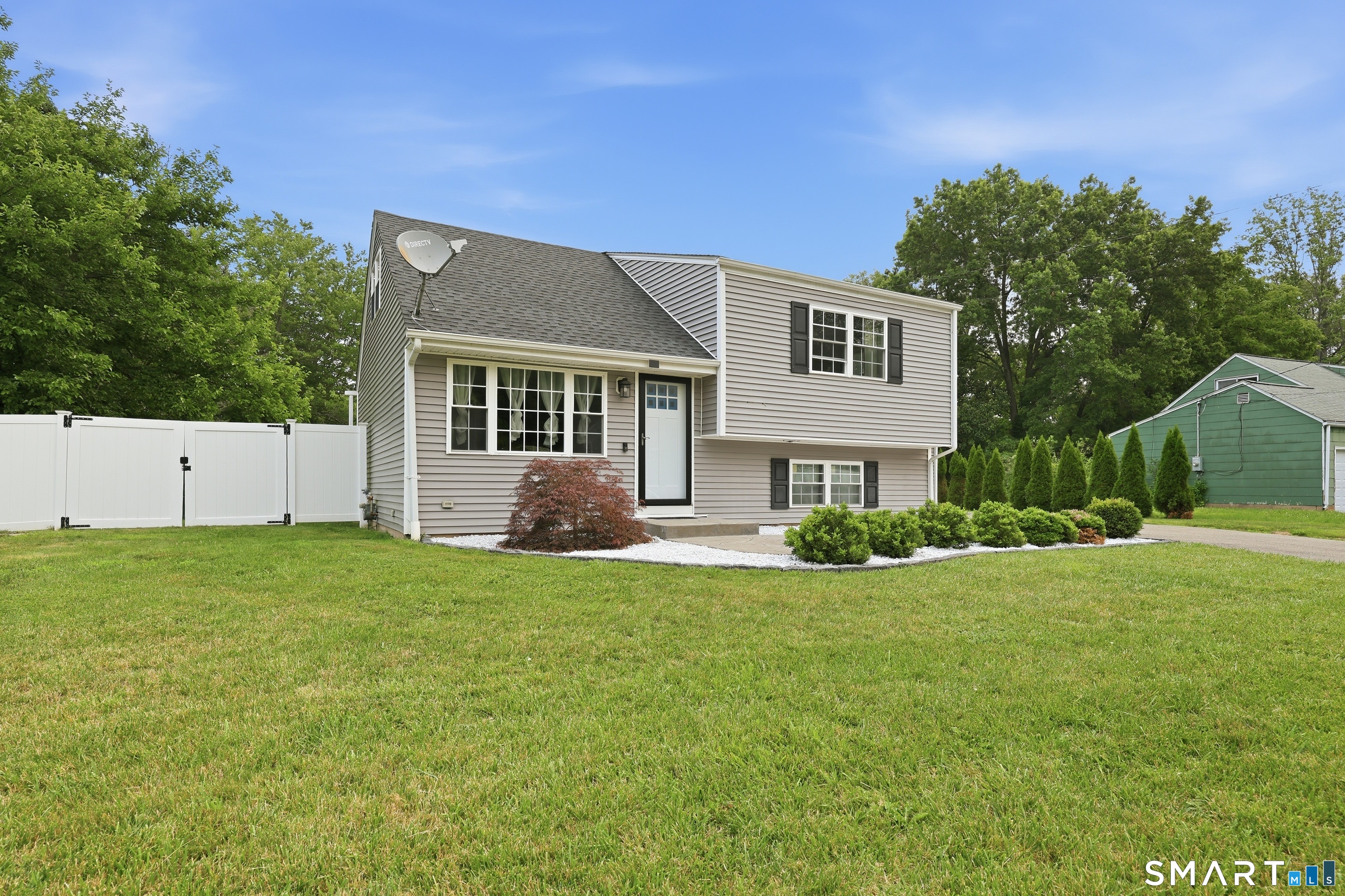 24 Annette Place Middletown CT 06457