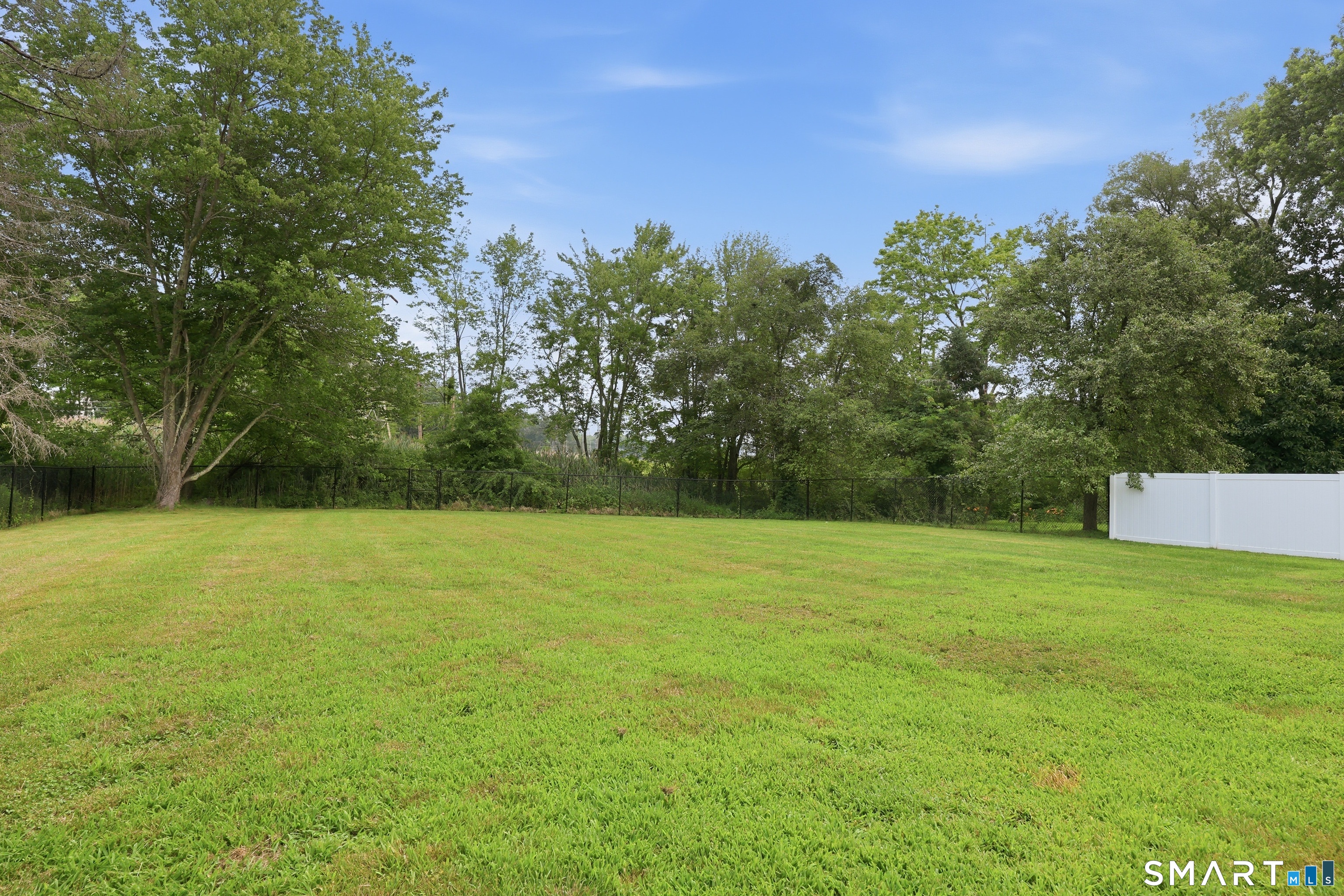 24 Annette Place Middletown CT 06457