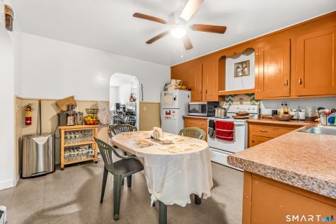 214 Thames Street New London CT 06320
