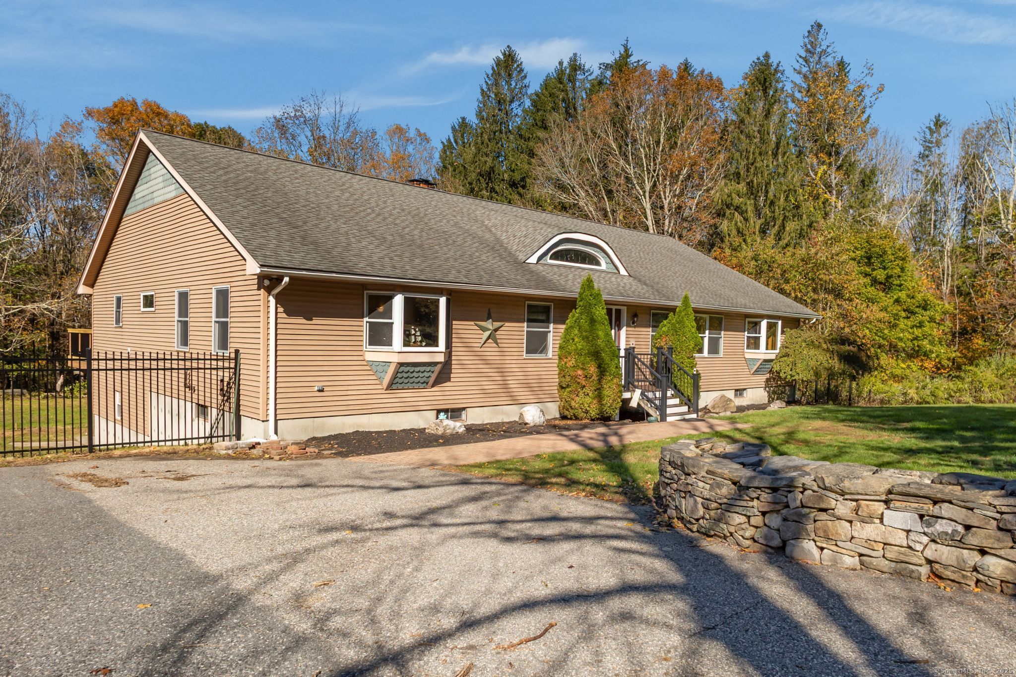 679 Bailey Hill Road Killingly CT 06241