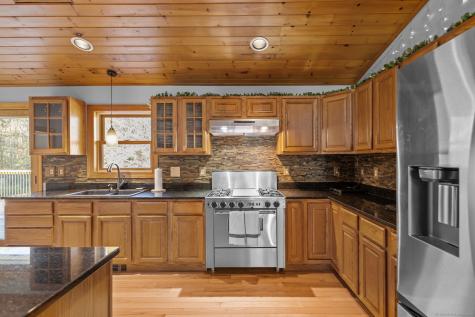 679 Bailey Hill Road Killingly CT 06241