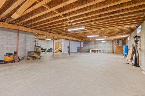 679 Bailey Hill Road Killingly CT 06241