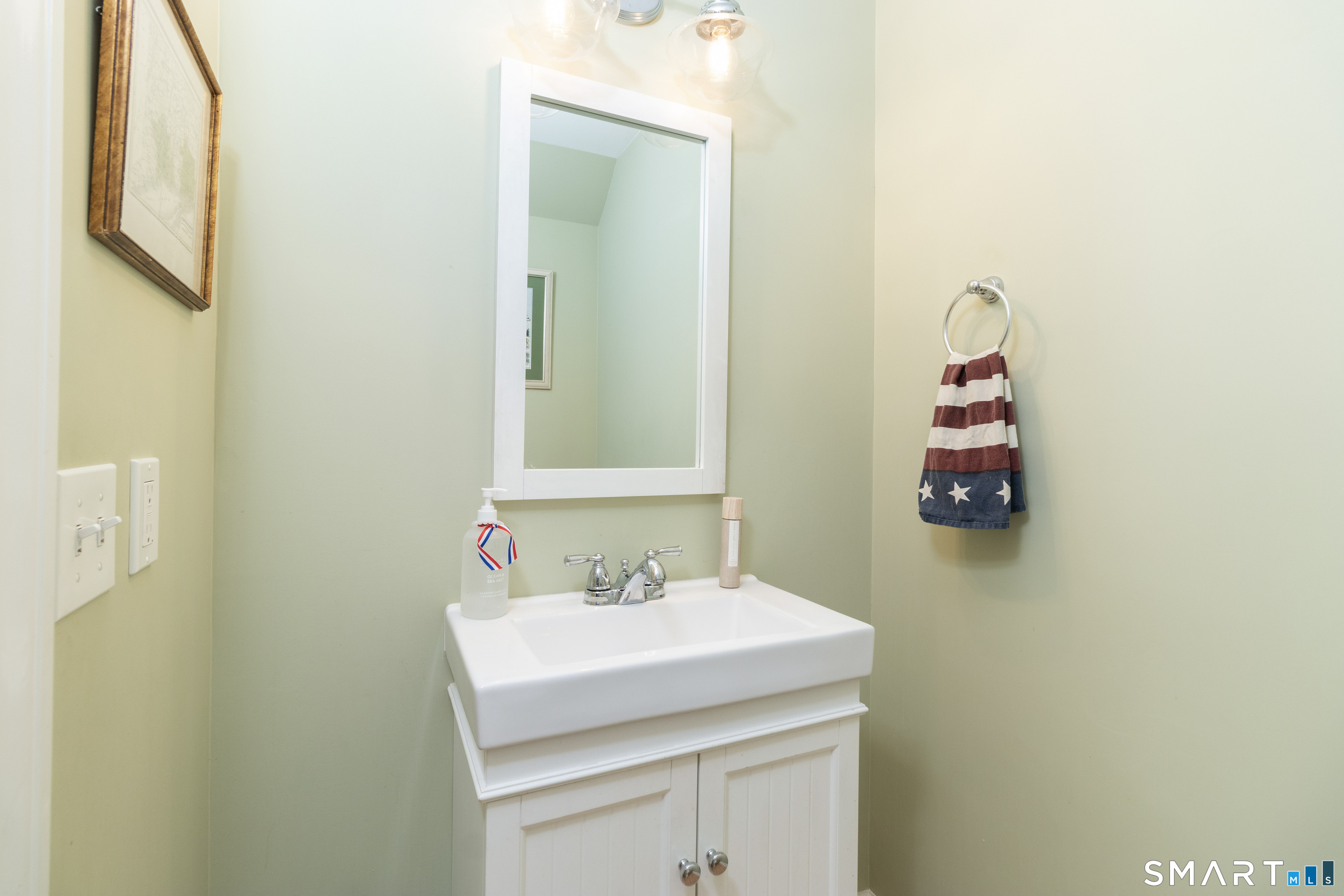 168 Union Street Guilford CT 06437