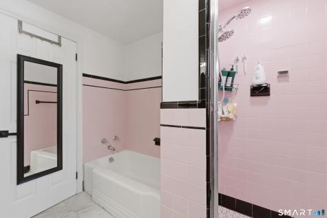 2597 Albany Avenue West Hartford CT 06117