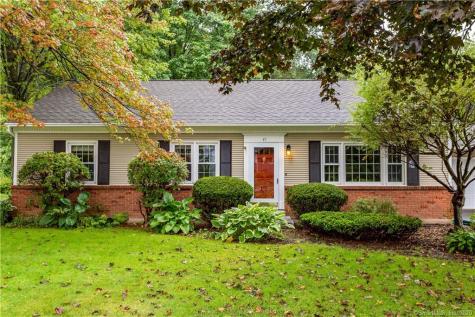 45 Fleetwood Road Bristol CT 06010