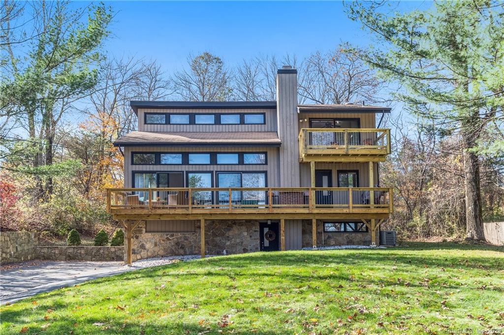 7 Vintage Road Trumbull CT 06611