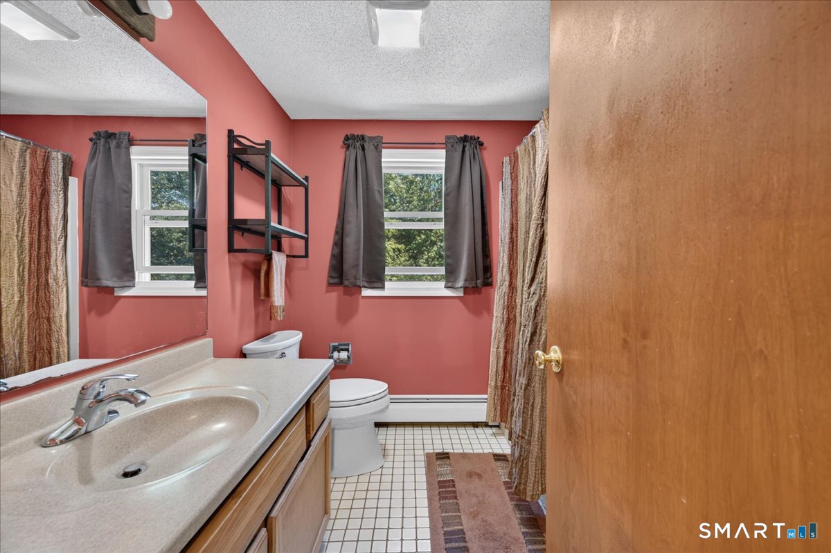 82 Depot Hill Road East Hampton CT 06424
