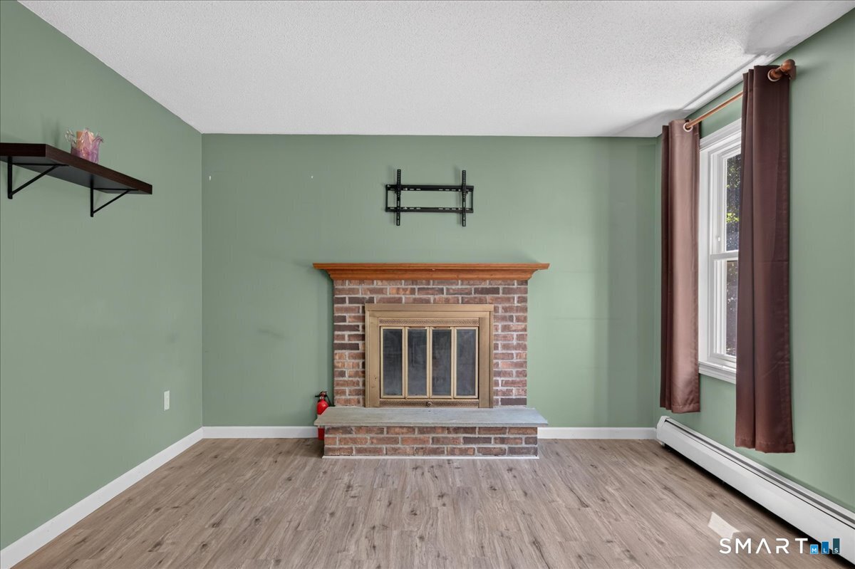 82 Depot Hill Road East Hampton CT 06424