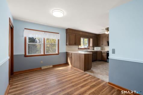 20 Cedar Lane Montville CT 06382