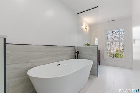 14 Windermere Lane Stamford CT 06902