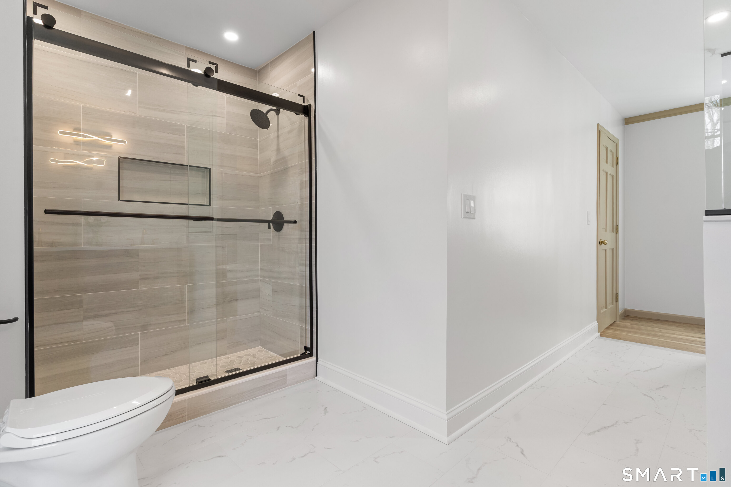 14 Windermere Lane Stamford CT 06902