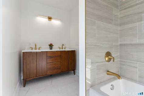 14 Windermere Lane Stamford CT 06902