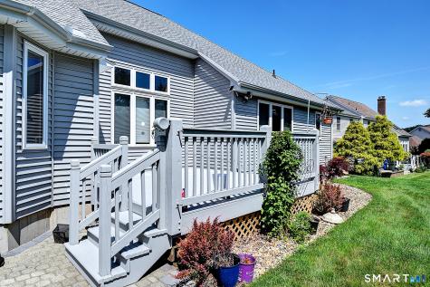 20 Ridgeview Crossing Newington CT 06111