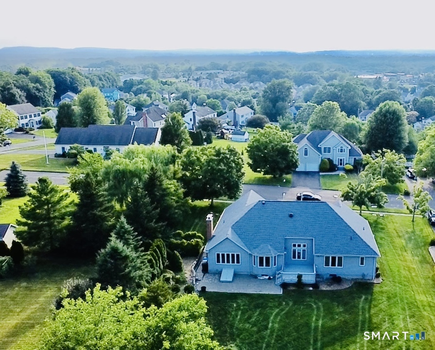20 Ridgeview Crossing Newington CT 06111