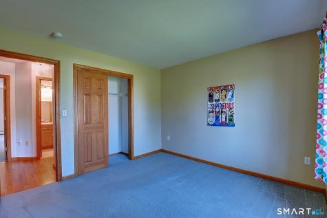 20 Ridgeview Crossing Newington CT 06111