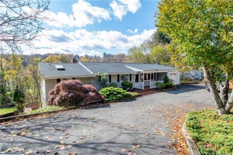 22 Wood Creek Road New Fairfield CT 06812