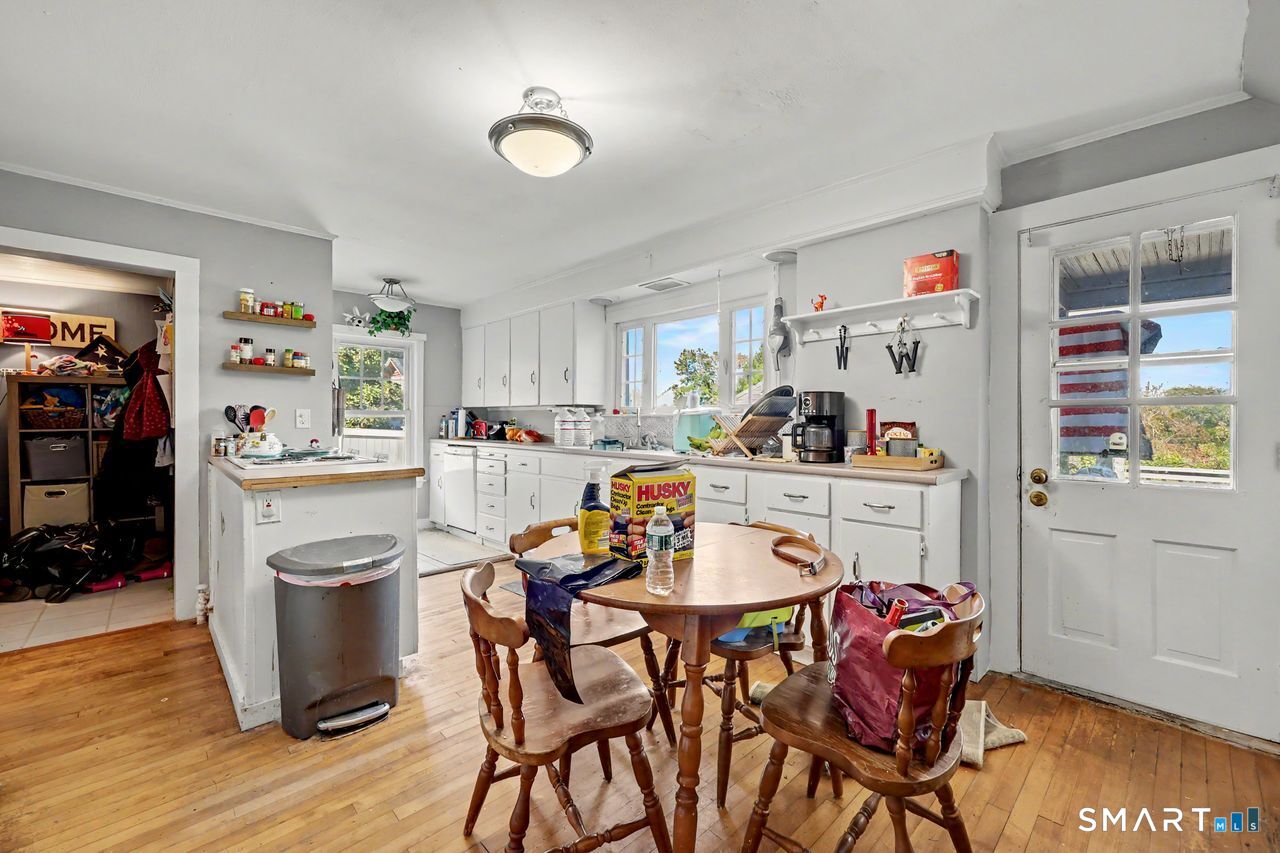 33 Pleasant Street Danbury CT 06810