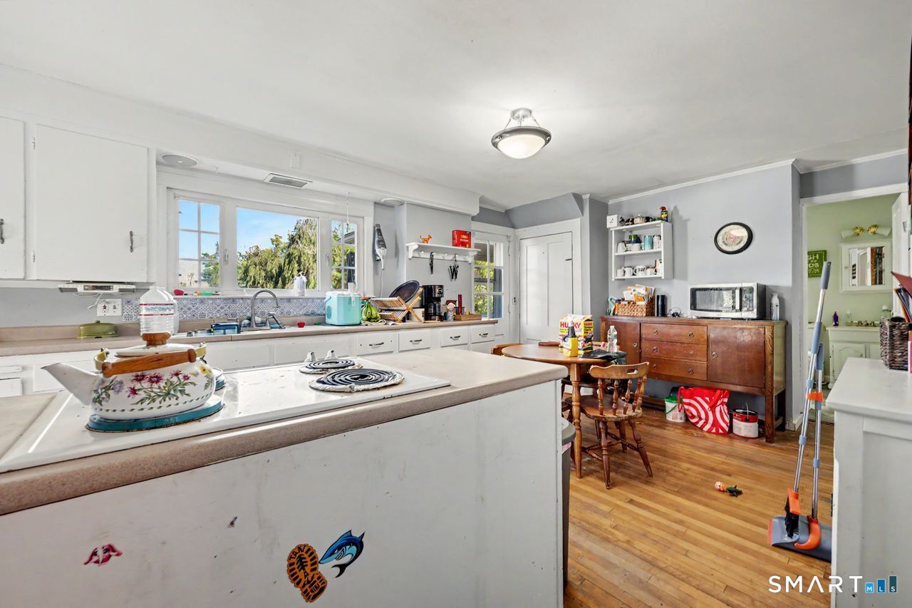 33 Pleasant Street Danbury CT 06810