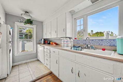 33 Pleasant Street Danbury CT 06810